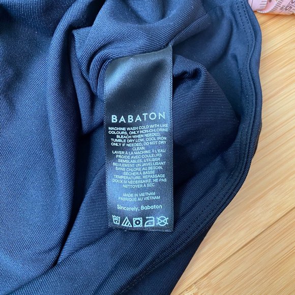 Aritzia Babaton Contour Mockneck Longsleeve - Picture 9 of 9